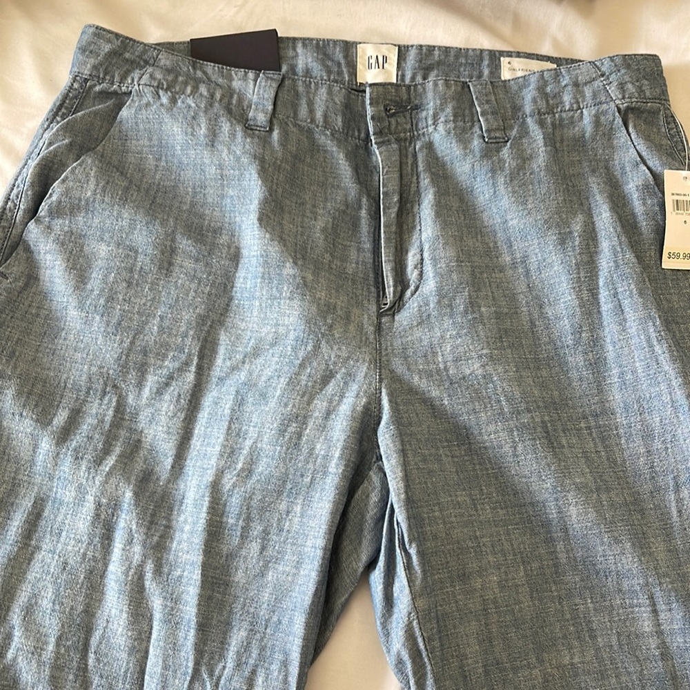 GAP girlfriend Khaki in blue MID rise